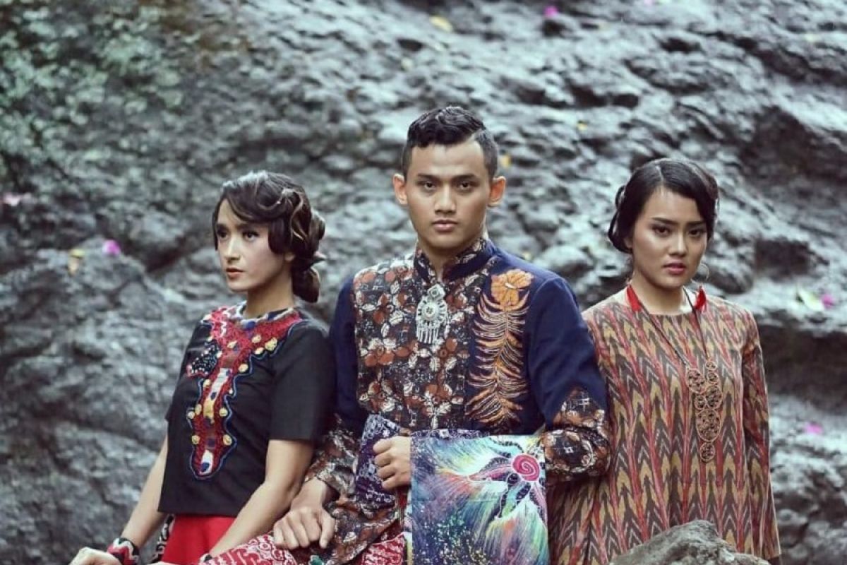 Dekranasda Kota Kediri gelar "Dhoho Street Fashion 2019" Desember