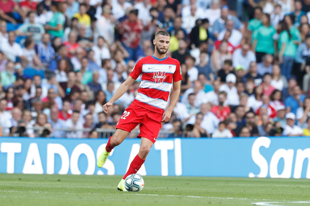 Granada tundukkan Osasuna dengan skor 1-0