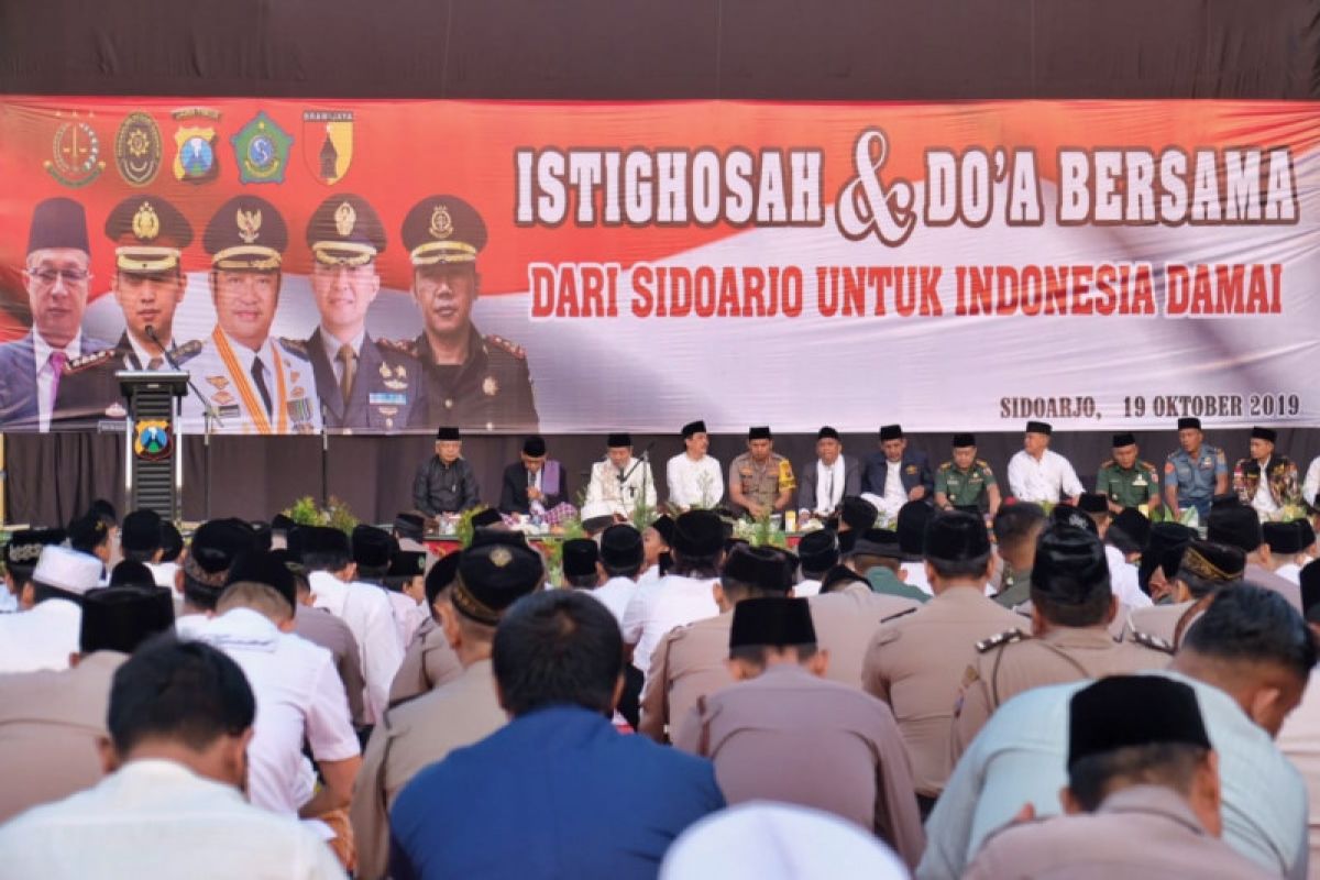 Forkopimda Sidoarjo bermunajat untuk Indonesia damai