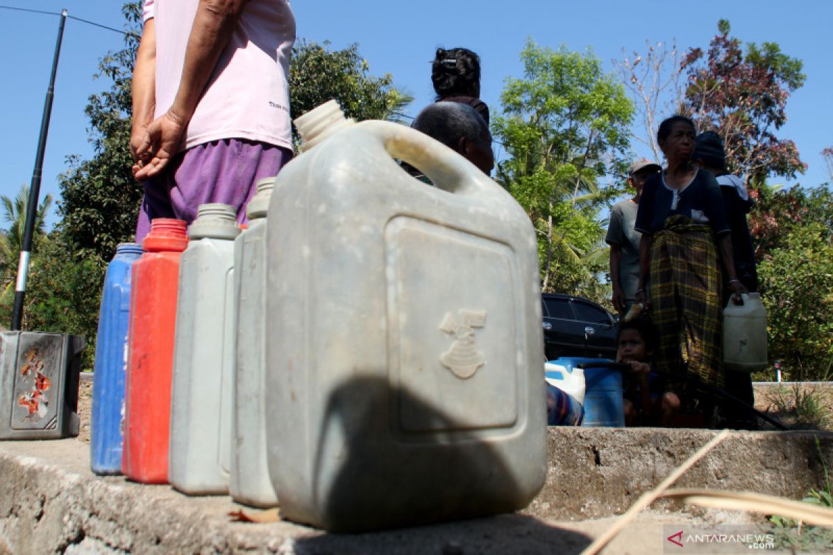 Warga di Kabupaten Nagekeo menderita krisis air bersih