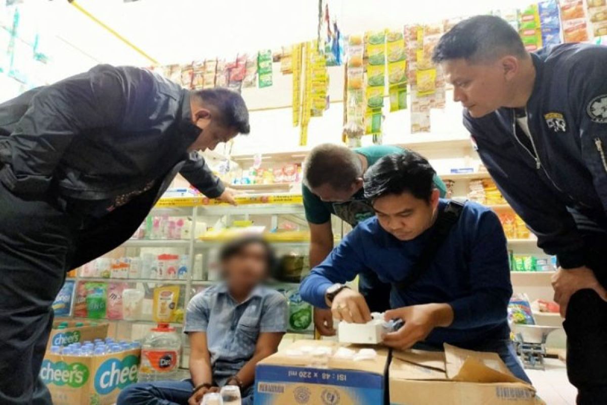 Hilangkan barang bukti, Warga Sampit buang 45 gram sabu ke kios