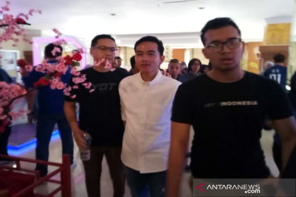 Pelantikan presiden, Gibran hadir tanpa keluarga