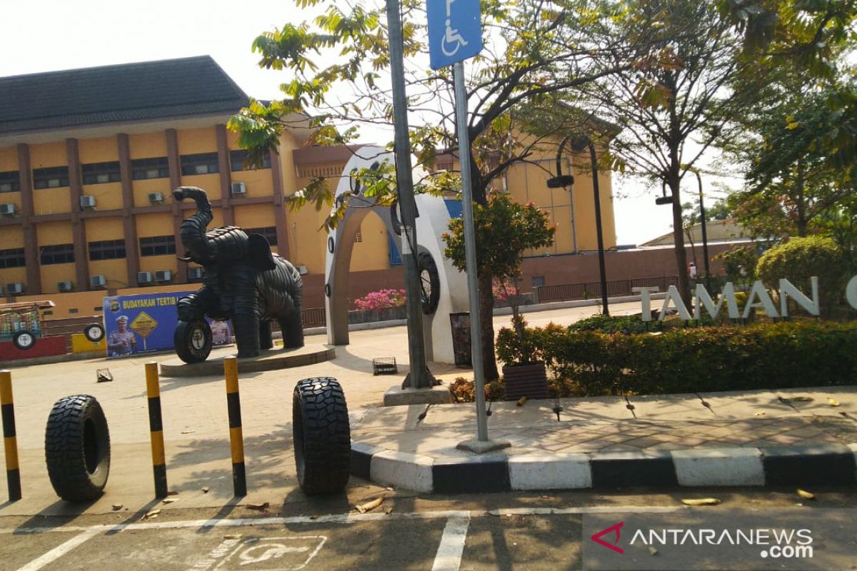 Taman tematik Kota Tangerang akan dilengkapi videotron