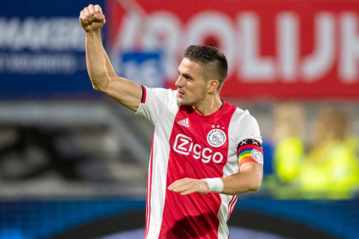 Ajax petik kemenangan 2-1 di kandang RKC Waalwijk