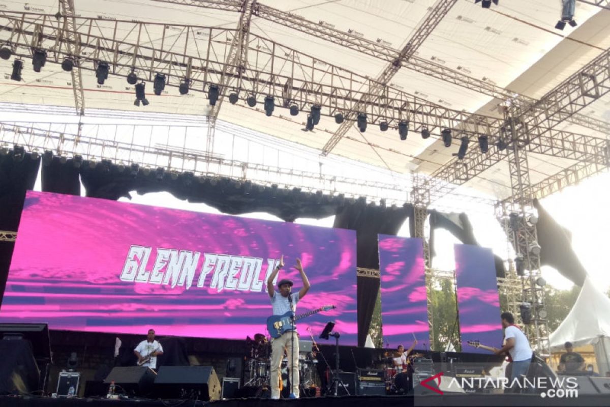 Glenn Fredly nantikan realisasi pembangunan SDM pemerintahan Jokowi