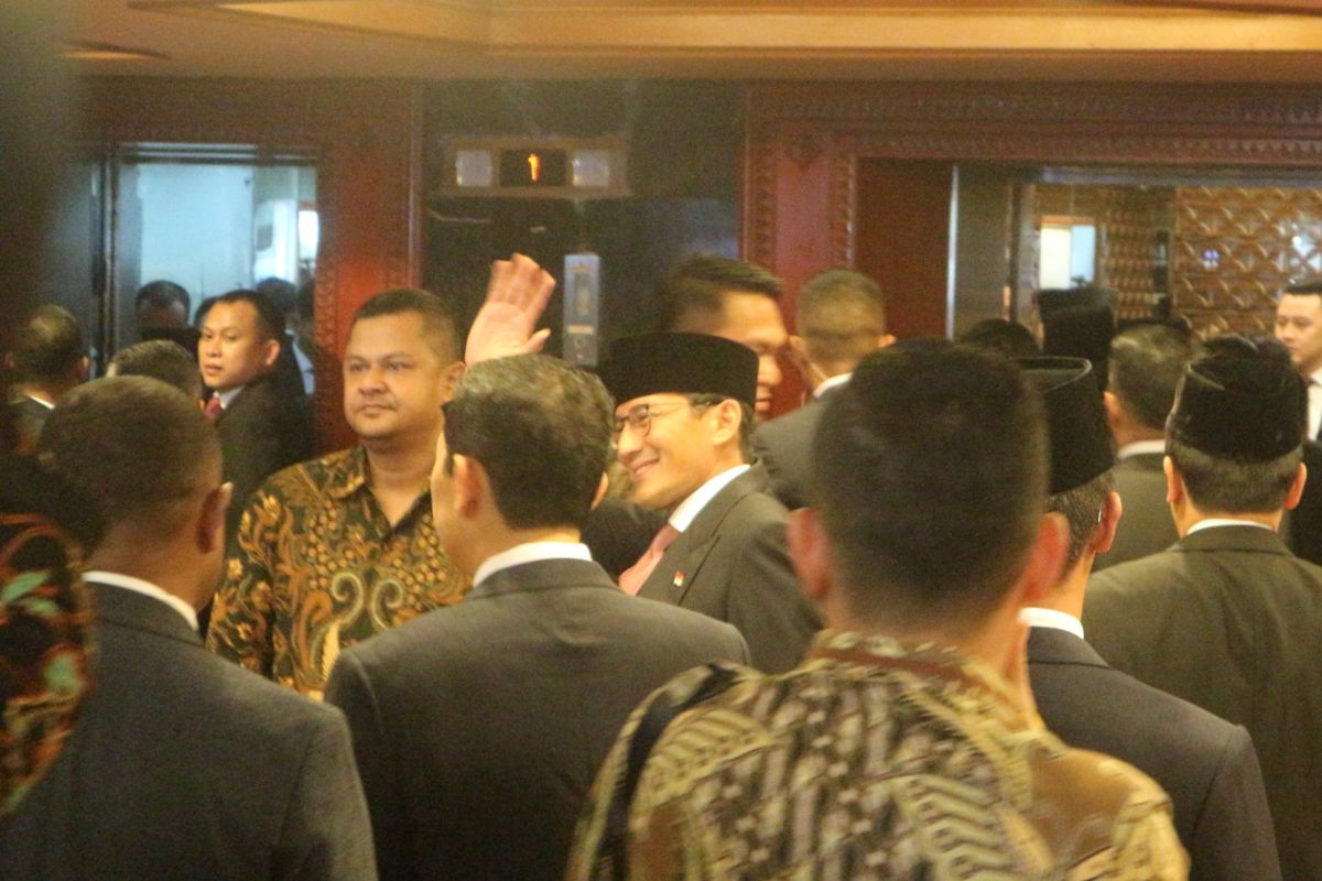 Prabowo-Sandi sudah  tiba di kompleks parlemen hadiri pelantikan Jokowi-Maruf