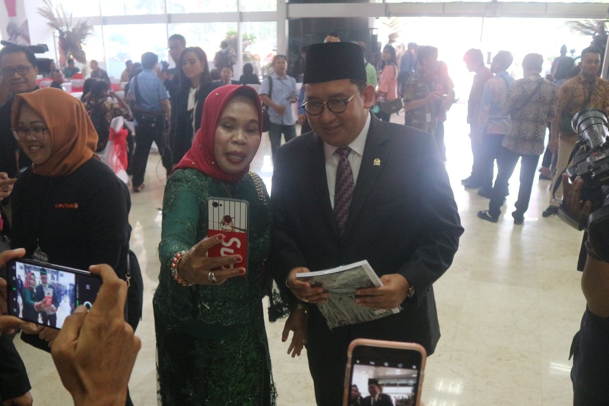 Diproyeksikan masuk kabinet Jokowi,  Fadli Zon: Itu isu