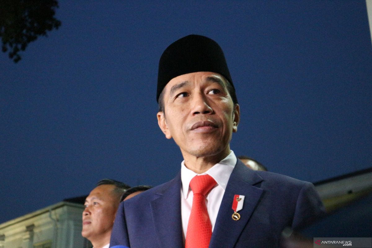 Presiden Jokowi: Pengumuman menteri Senin, pelantikan bisa Selasa, bisa Rabu