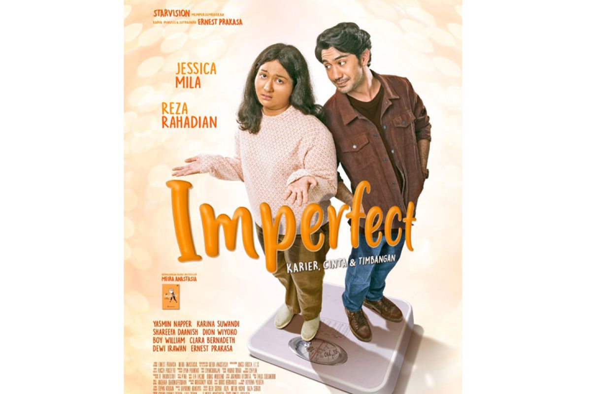 Film "Imperfect" rilis poster  bermetafora timbangan