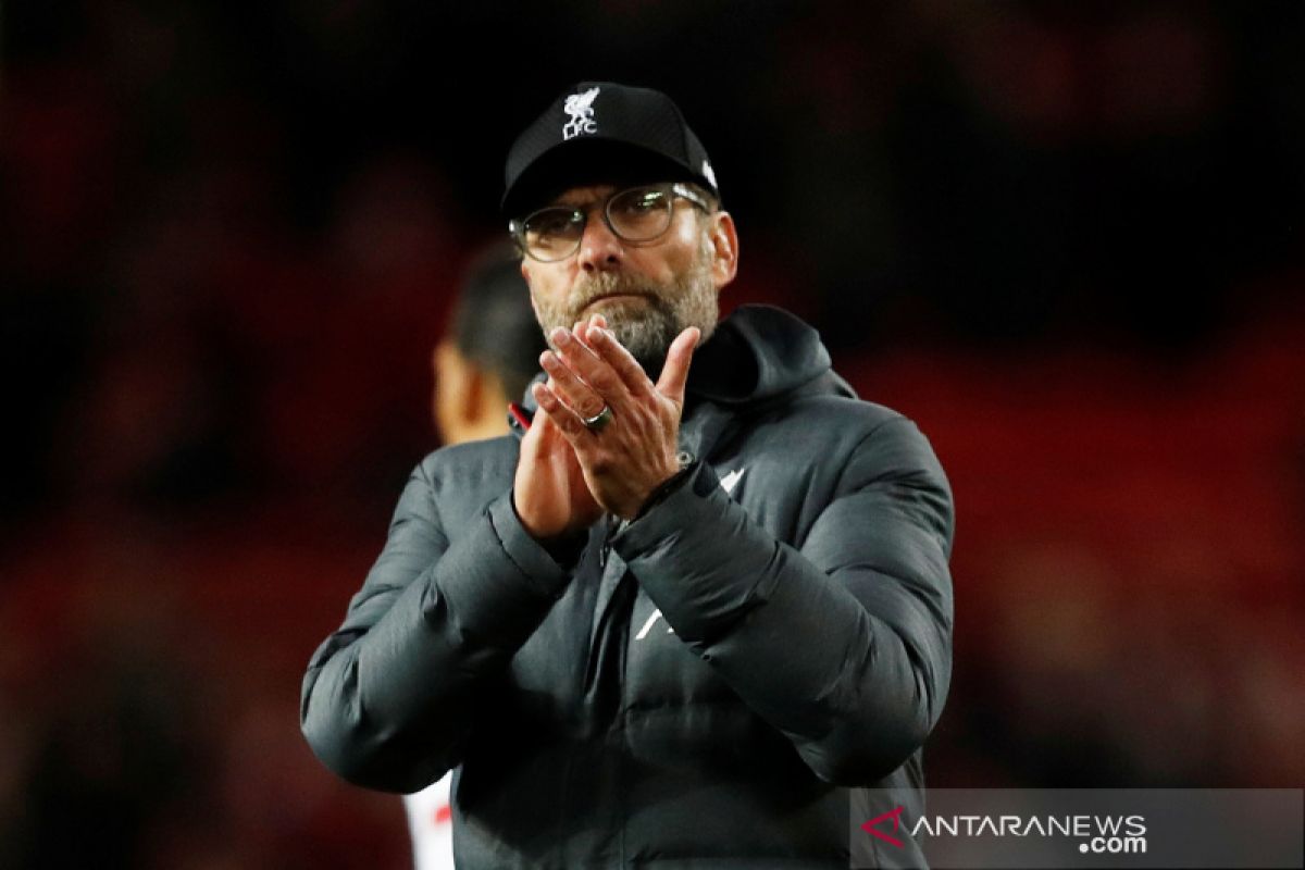 Klopp sebut MU cuma bisa main "parkir bus"