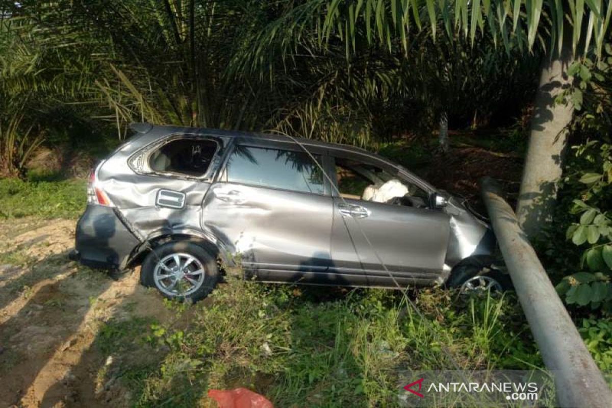 Lakalantas Avanza kontra motor di Aceh Timur, satu tewas