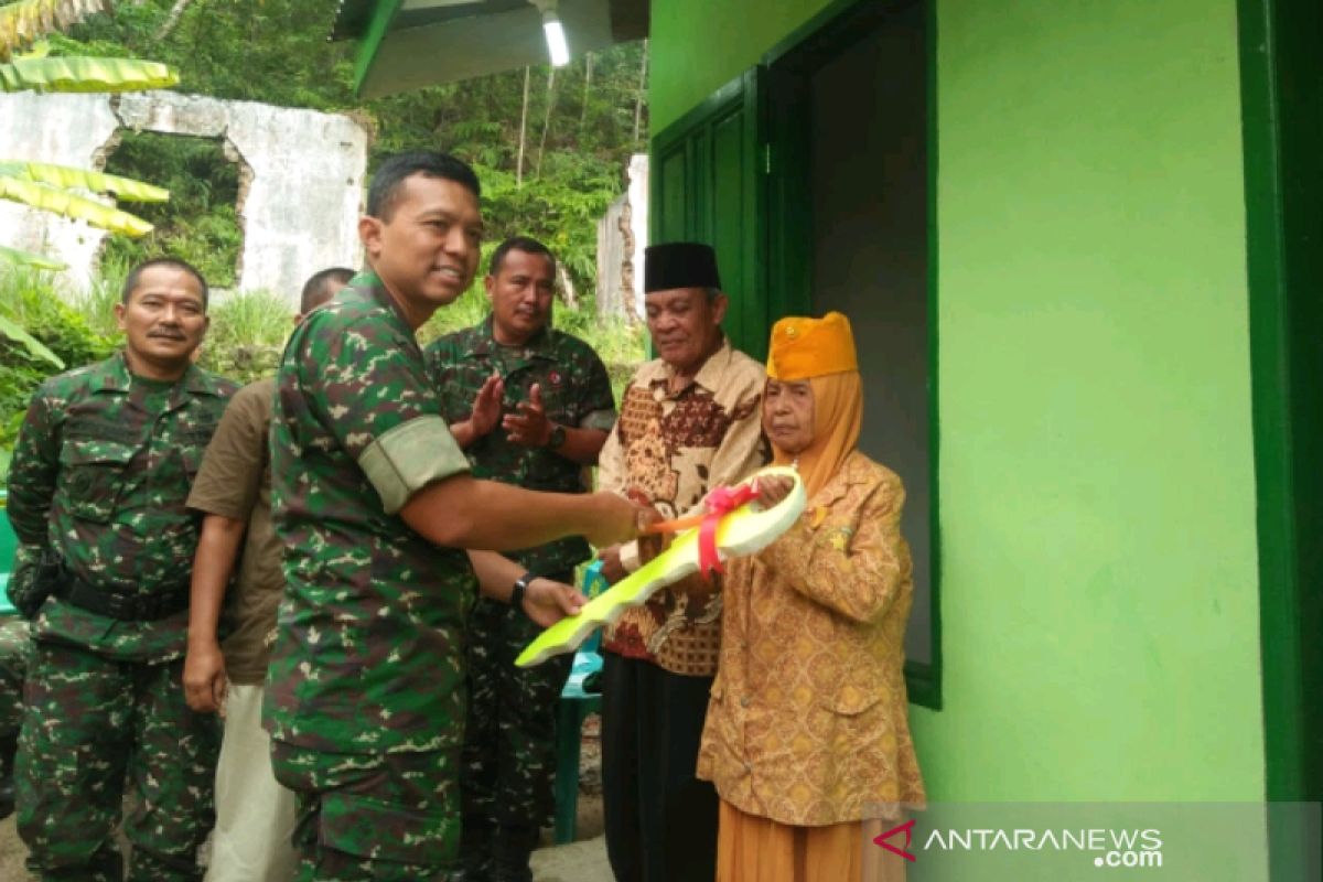 Dandim 0212/TS resmikan rumah veteran di Kota Padangsidimpuan