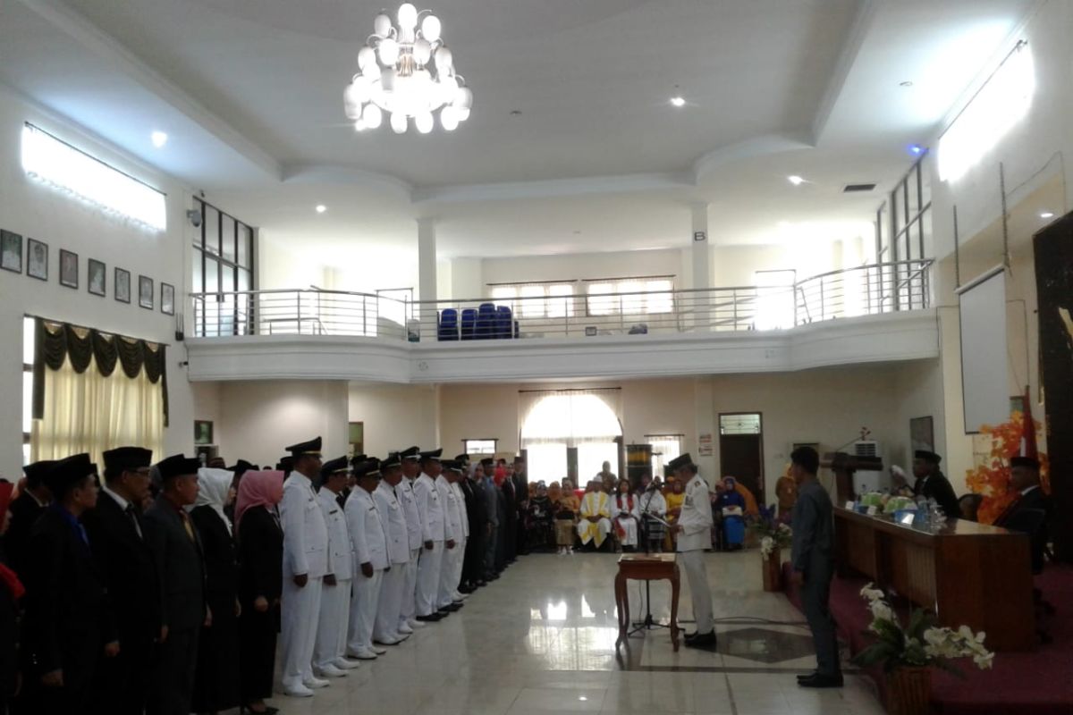 Wali Kota Baubau melantik 130 pejabat