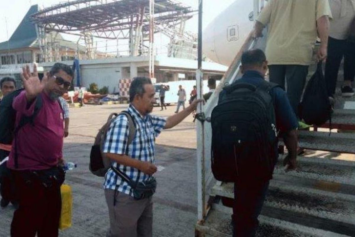 Lakukan praktik ilegal, enam WNA Malaysia dideportasi Imigrasi Kupang