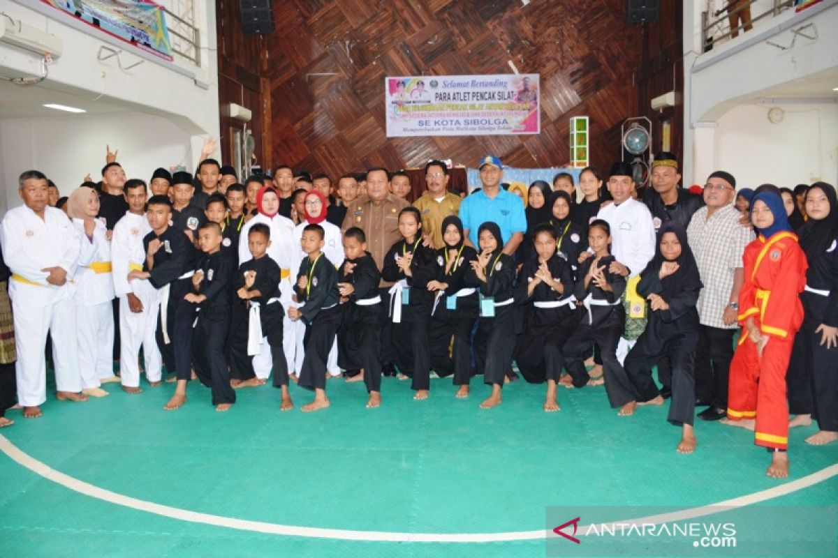 Wali kota harapkan terciptanya generasi berprestasi dari kalangan pencak silat