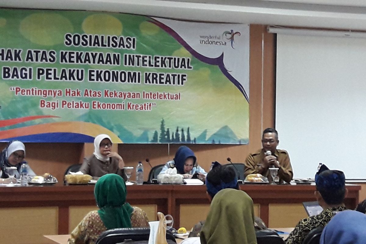 Dispar Banten dorong pelaku ekonomi kreatif pariwisata daftarkan hak kekayaan intelektual