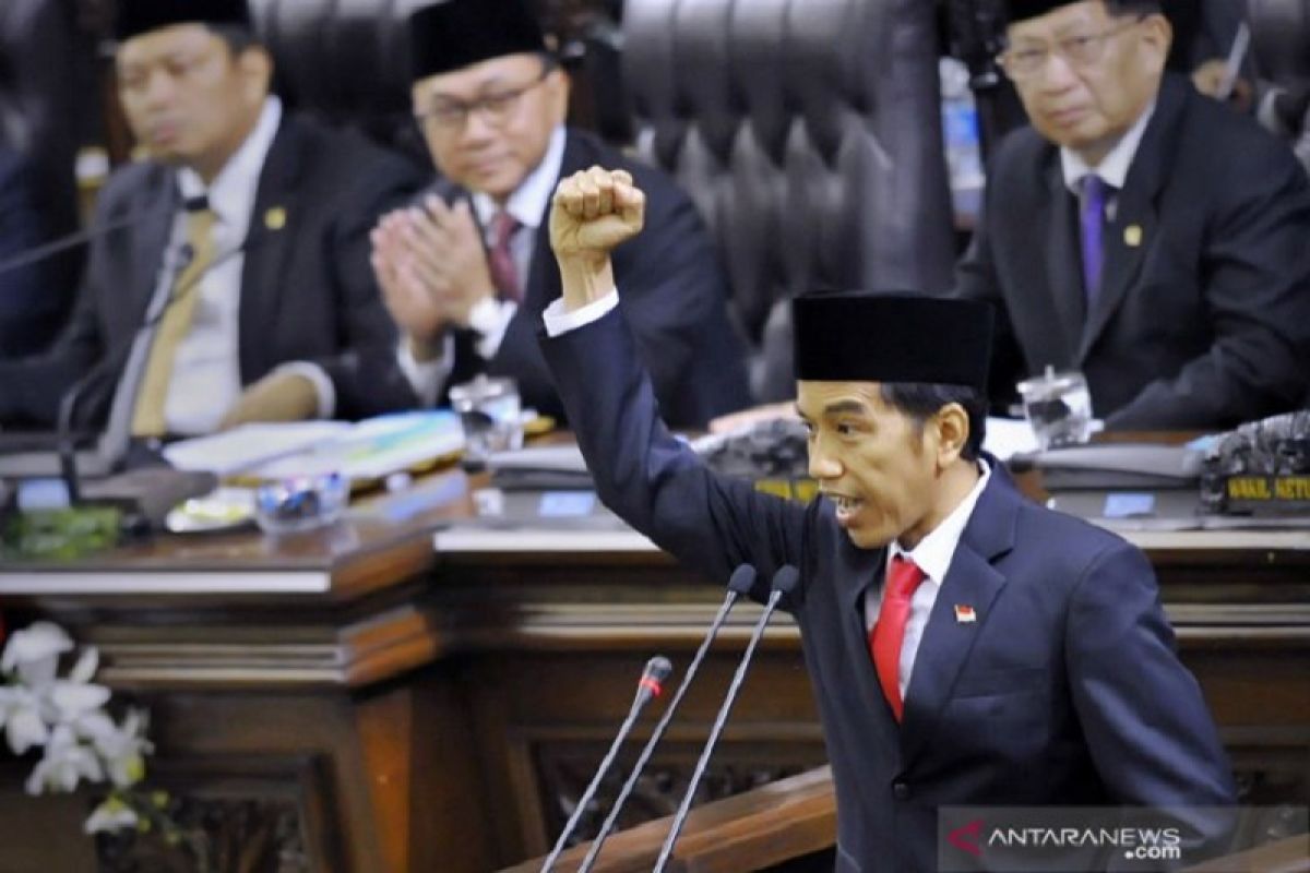 Wacana Presiden Jokowi akan sederhanakan birokrasi untuk efisiensi