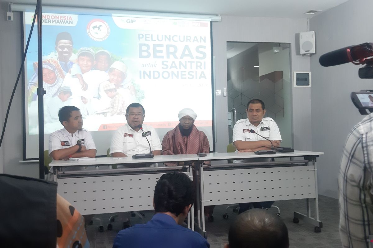 ACT akan salurkan 100 ton beras untuk 100 pesantren