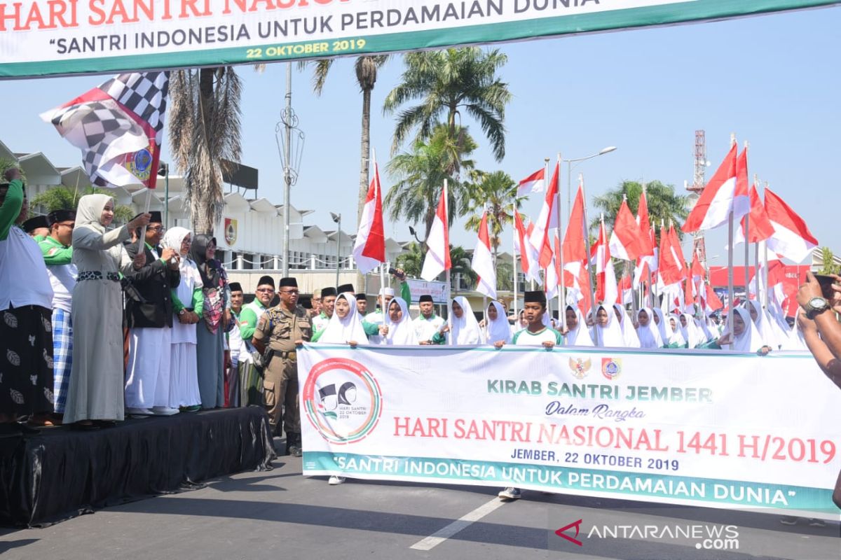 Wabup Jember dorong santri jadi pelopor perdamaian dunia