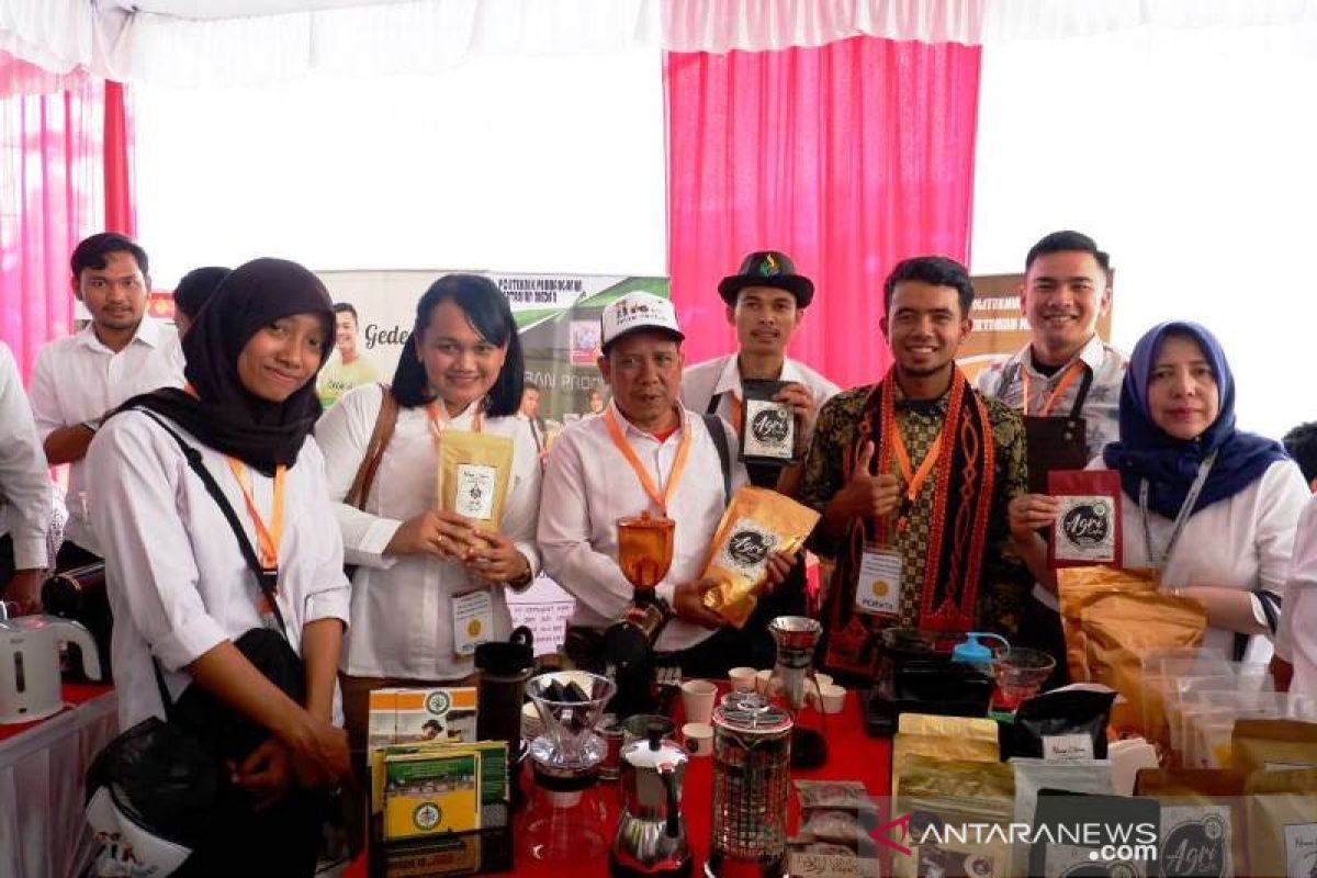 Produk kopi PWMP Polbantan Medan diperkenalkan di Pulau Jawa