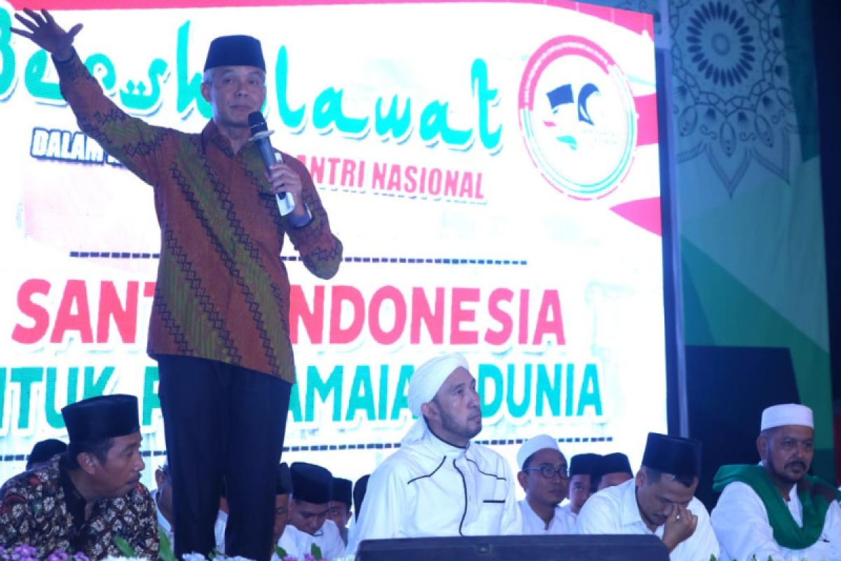 Ganjar sebut ramalan santri mengenai Prabowo jadi kenyataan