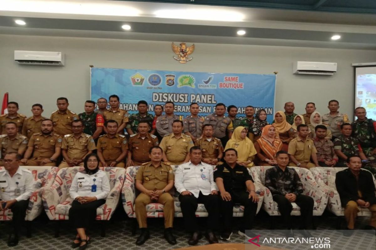 BNN Sultra mengedukasi masyarakat tentang bahaya penyalahgunaan narkotika