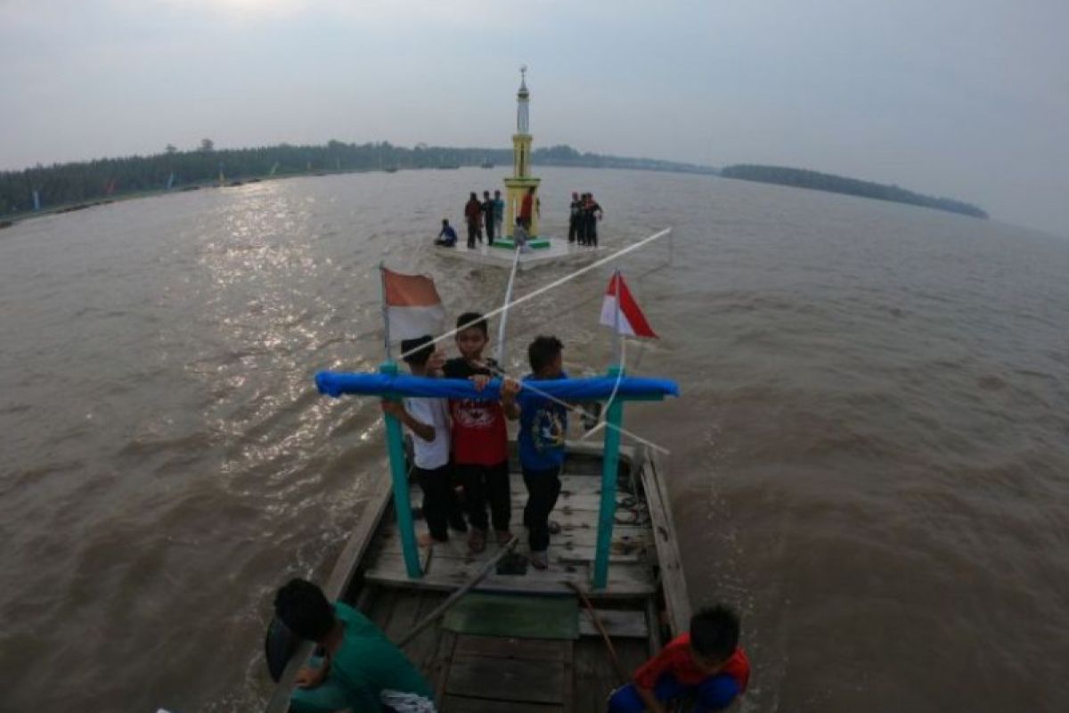 Kegiatan menjelang Festival Mandi Safar di Tanjab Timur