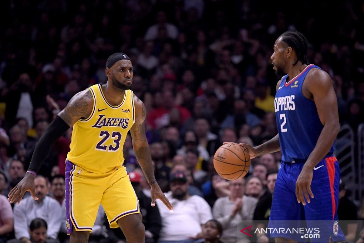 Clippers awali musim jadi tim terbaik Los Angeles