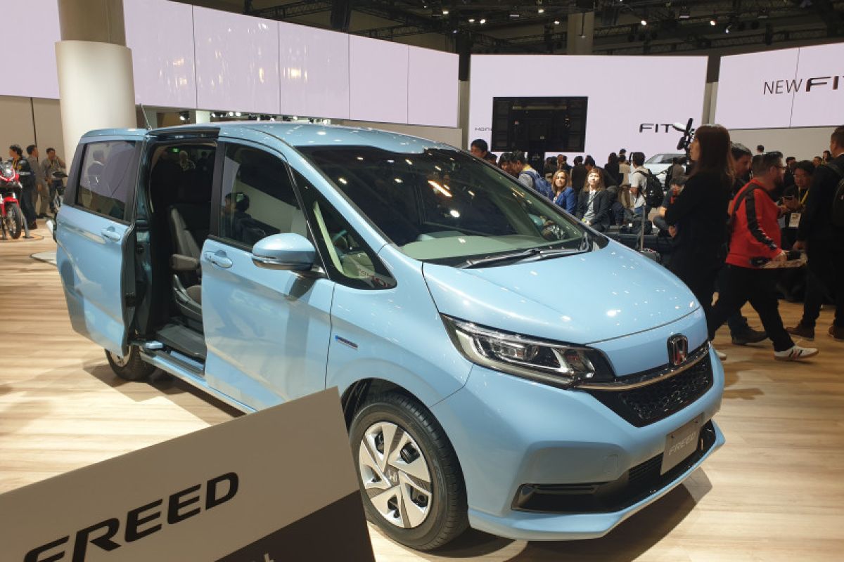 Honda tunggu regulasi Indonesia soal mobil hybrid