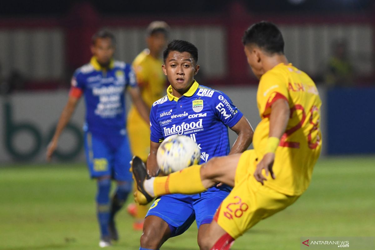 Batal, laga uji coba Persib Bandung lawan Bhayangkara FC