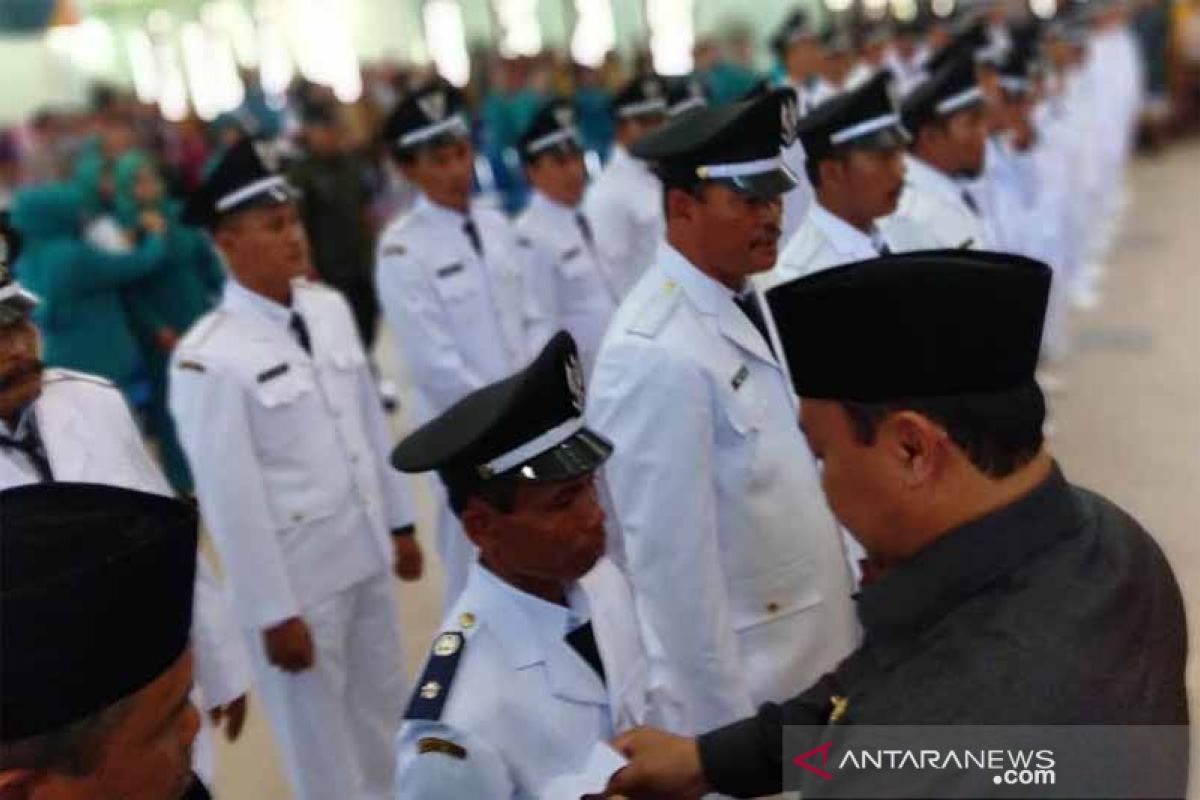 Desa tak penuhi standar indikator kinerja dihukum, kata Bupati Pulpis