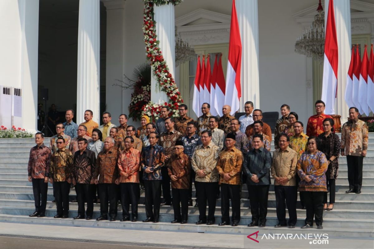 Presiden Jokowi ingatkan tidak ada visi misi menteri