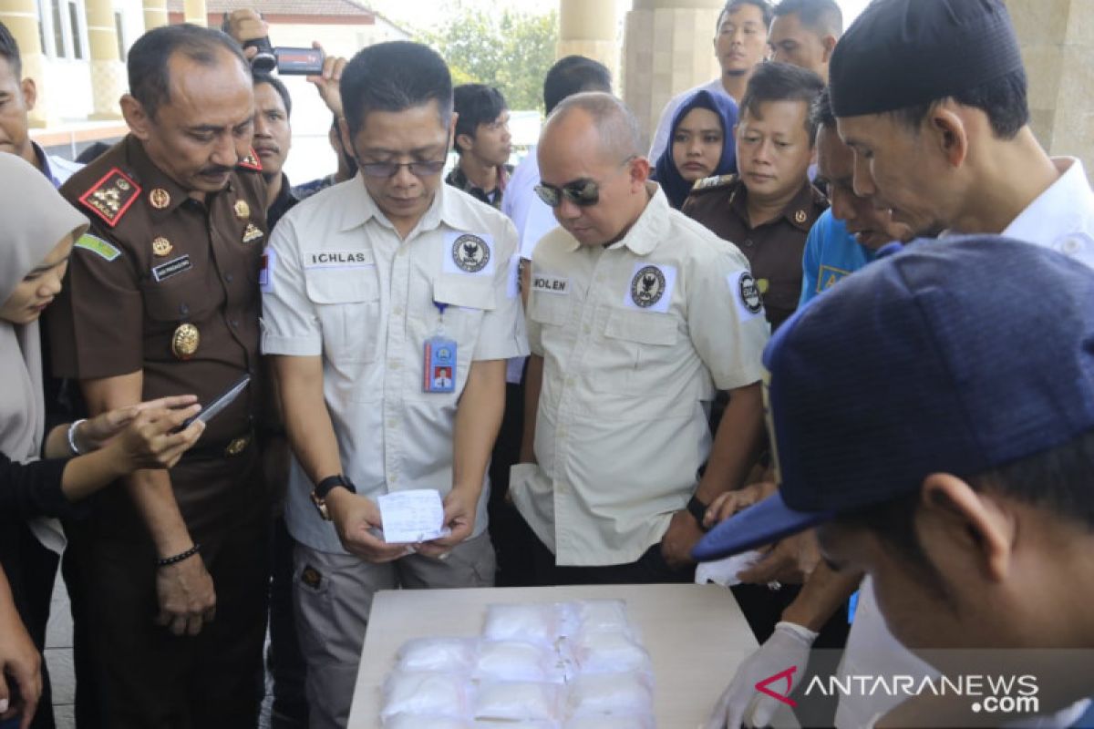 BNNK Pangkalpinang musnahkan 1,6 kilogram sabu-sabu