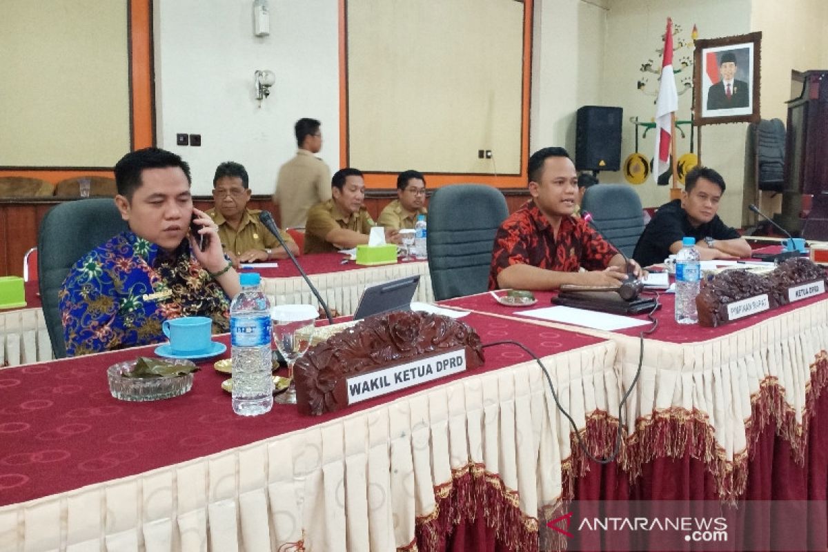 DPRD Barito Timur upayakan solusi polemik jalan eks Pertamina