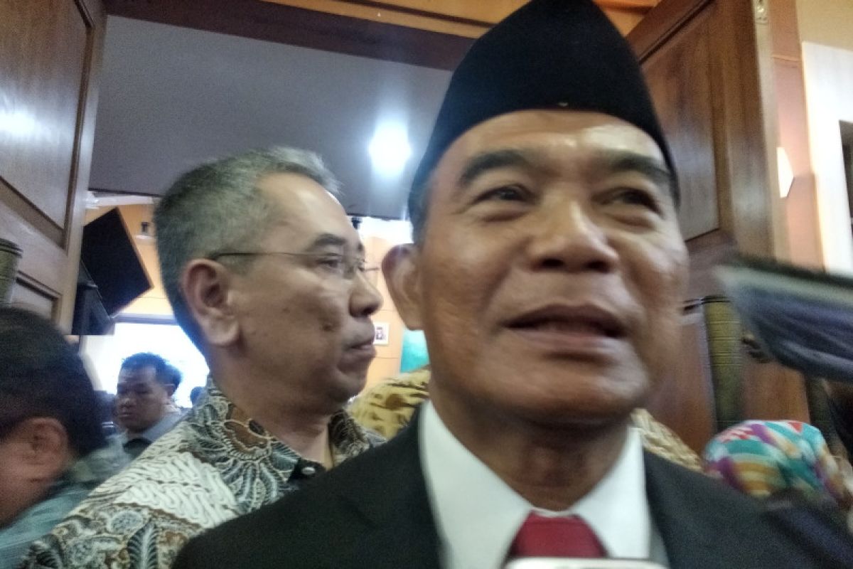 Muhadjir serahkan keputusan soal kebijakan pendidikan pada Nadiem