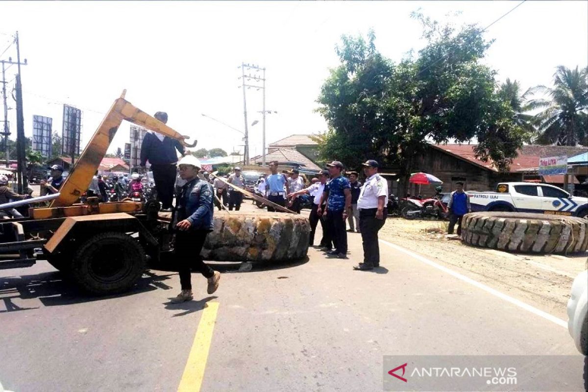 Setelah 20 tahun, akhirnya Ban Ganal di A Yani Balangan disingkirkan