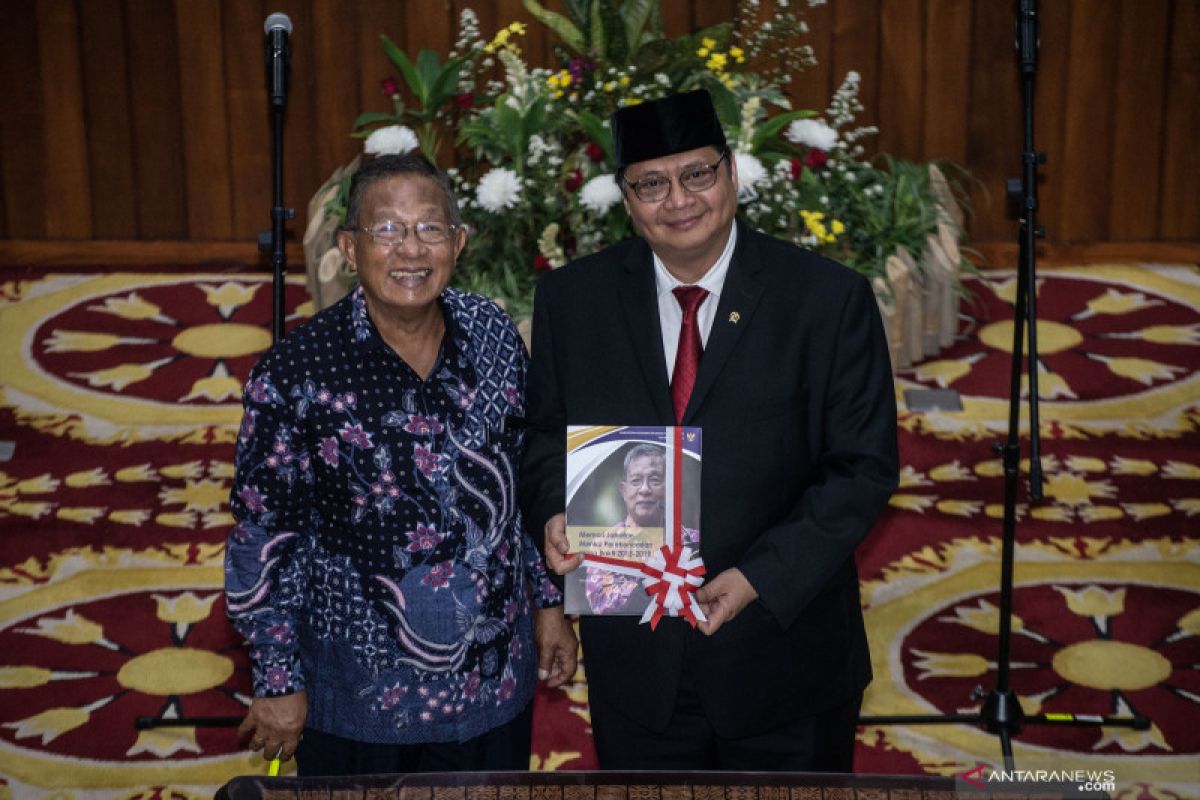 Darmin harapkan Airlangga belajar mengenai pengelolaan laju inflasi