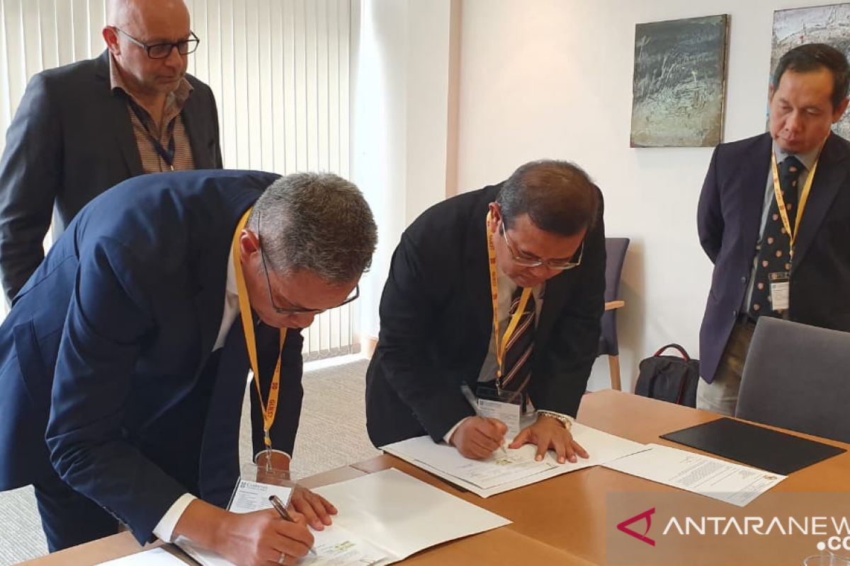 ULM Rector in England to sign MoU with University of Cambridge