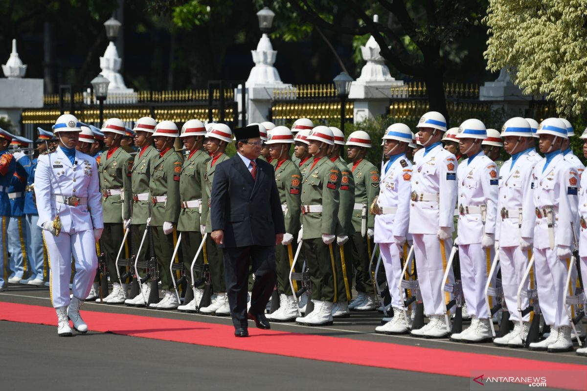 Prabowo akan pelajari semua permasalahan di bidang pertahanan