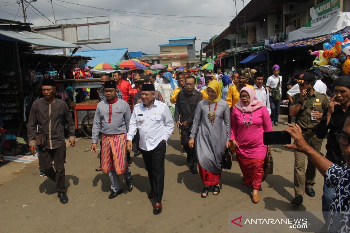 Pemkab Kubu Raya akan tata Pasar Sungai Kakap