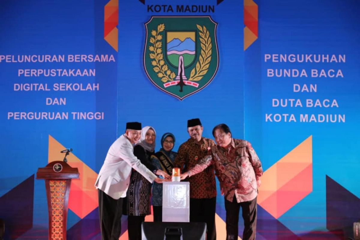 Kota Madiun kini miliki perpustakaan digital sekolah