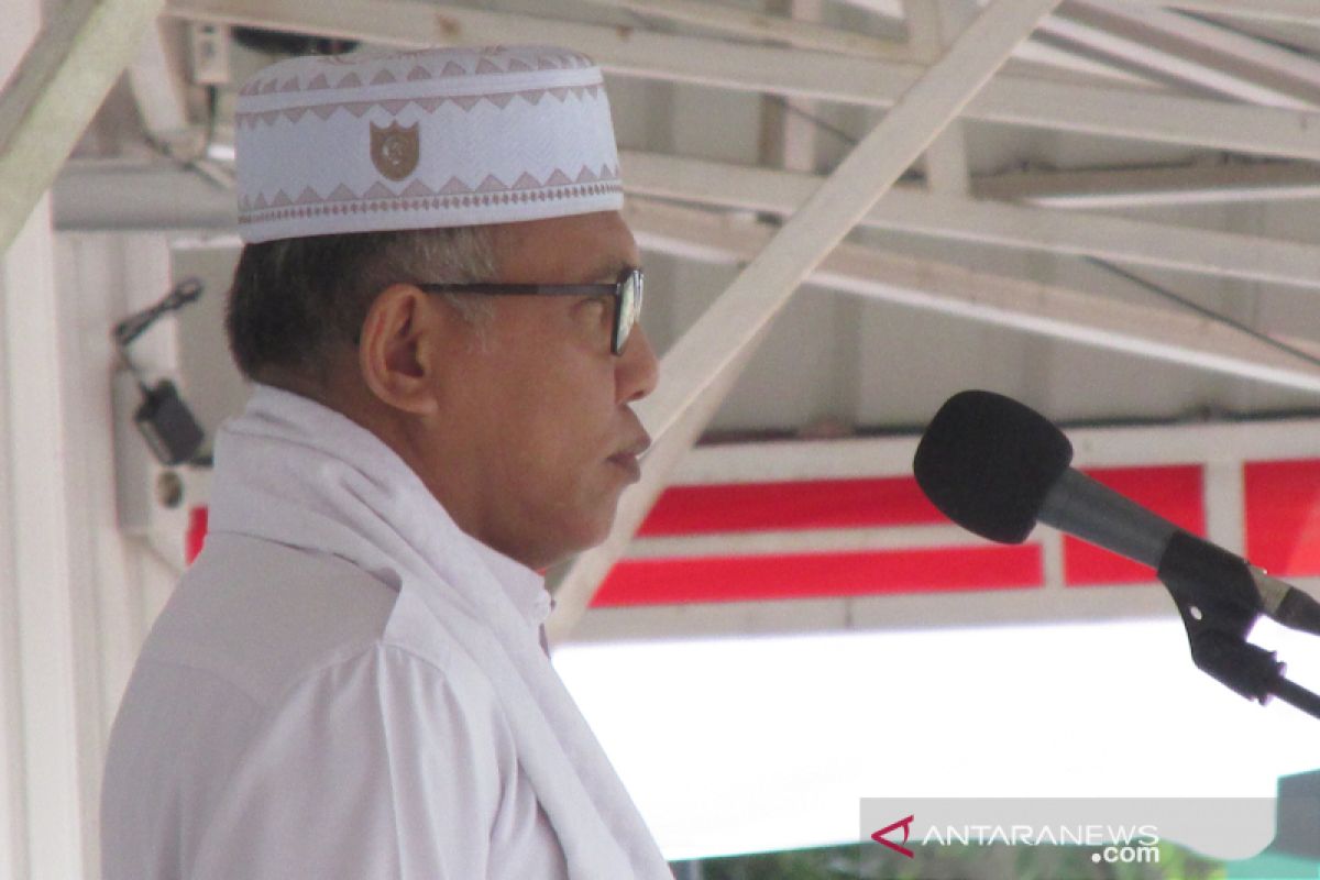 Gubernur Aceh ajak santri kawal syariat islam