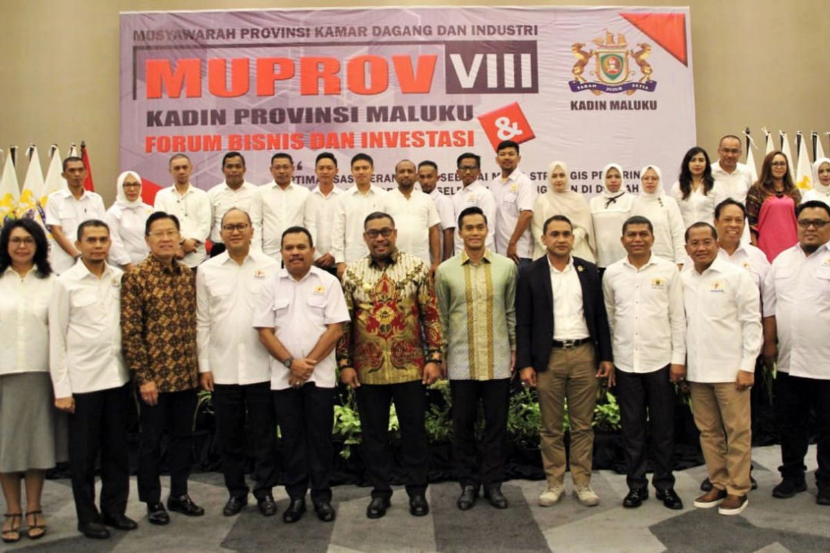 Rosan Roeslani lantik pengurus Kadin Maluku periode 2019 - 2024