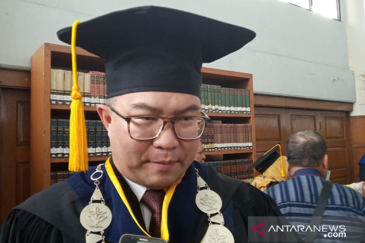 Arif Satria lunasi janjinya raih gelar Profesor