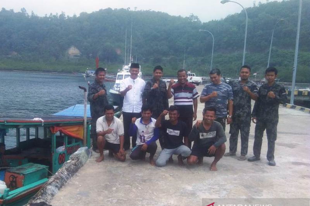 Tim gabungan tangkap kapal nelayan tak berizin, tapi dilepas lagi