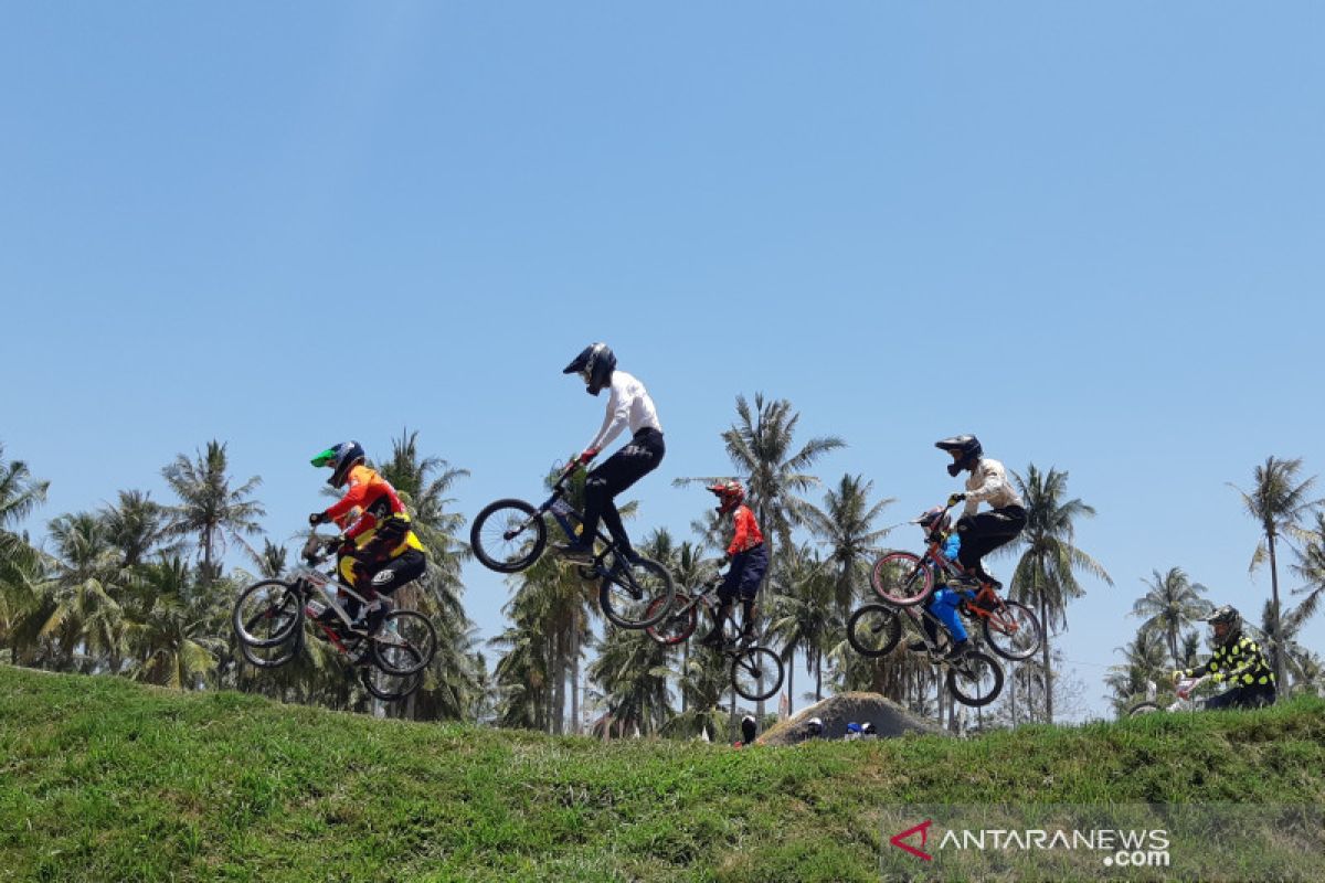 UCI puji gebrakan Banyuwangi gelar kejuaraan Hors Class