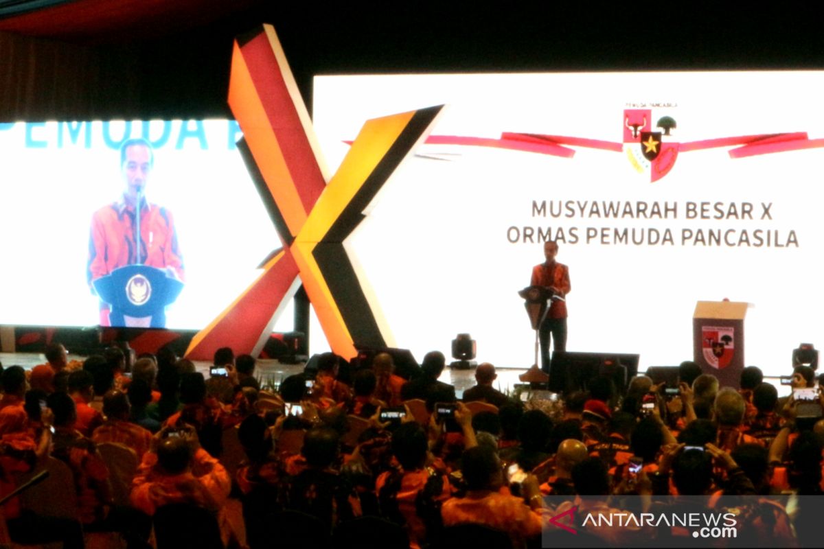 Banyak tak terakomodir kabinet, Presiden Jokowi minta maaf