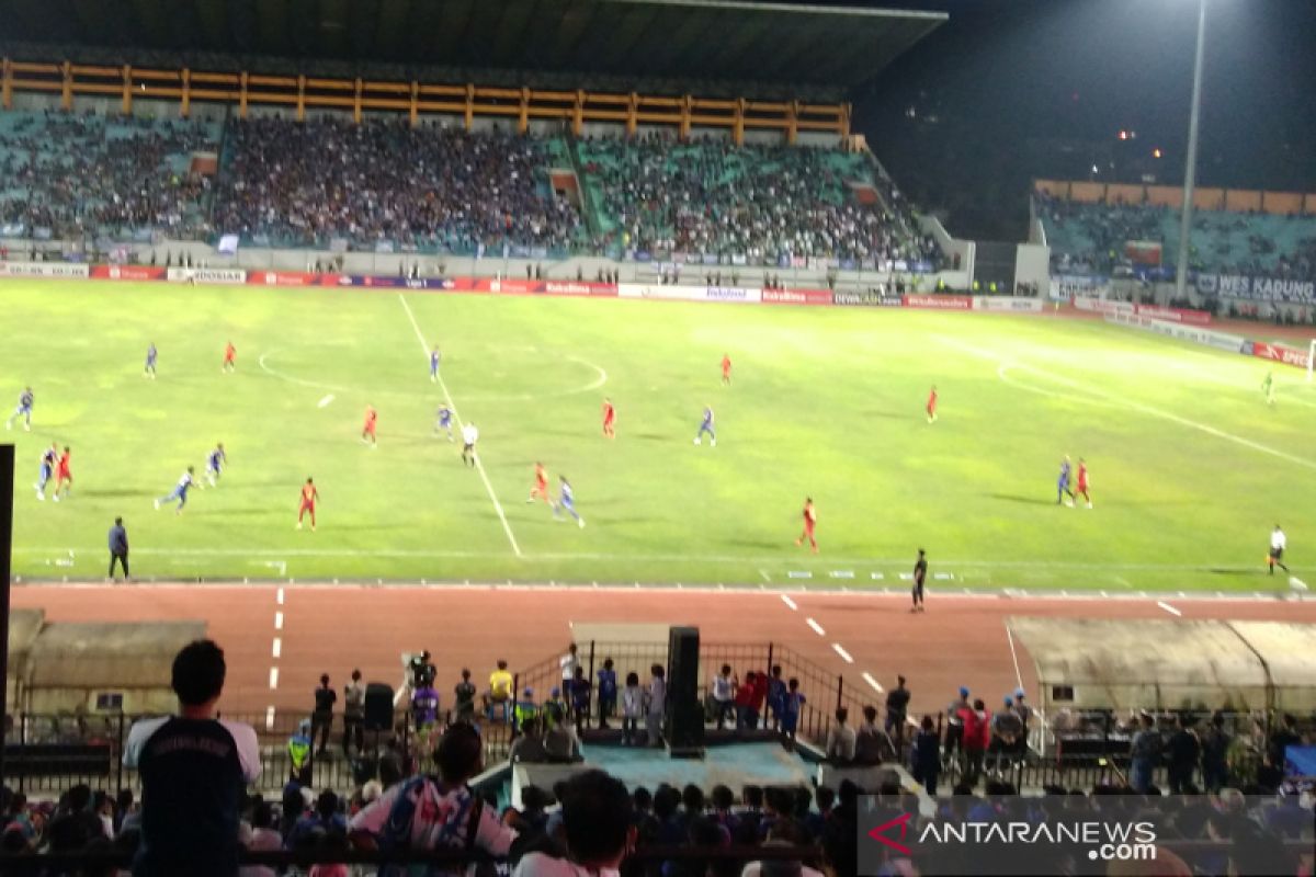 PSIS vs Borneo FC imbang 2-2