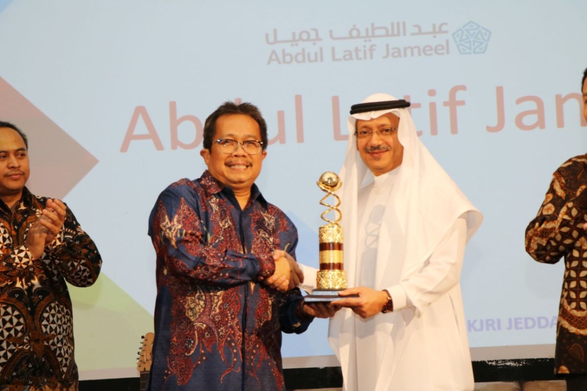 KJRI Jeddah serahkan penghargaan Primaduta kepada empat pengusaha Saudi