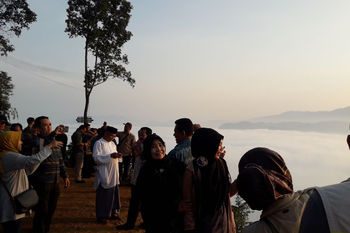 Distan Banten mendorong wisata pertanian dukung 'Negeri Di Atas Awan'